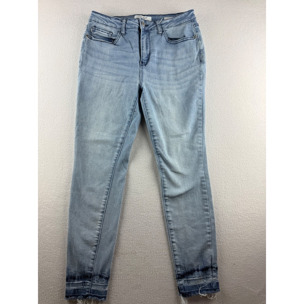 Judy Blue Skinny Fit Light Wash Raw Hem Jeans JB88199 Size 11 30 Womens